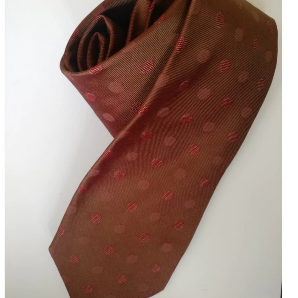 🇨🇦 Authentic Hugo Boss all silk tie NWT